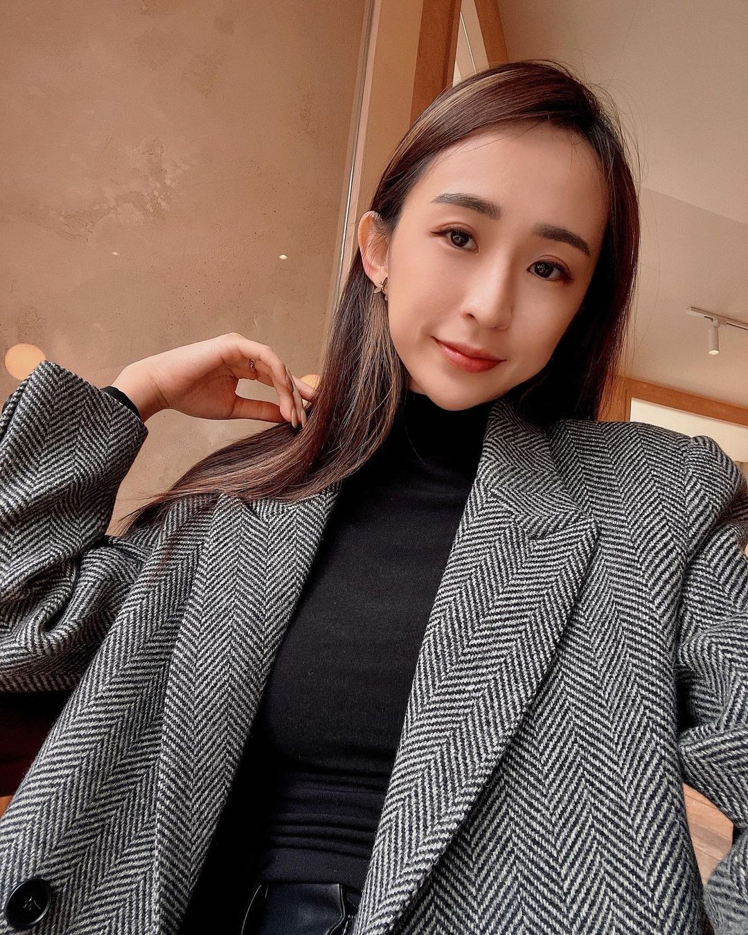  -
今日照片主題
__  __小姊姊look