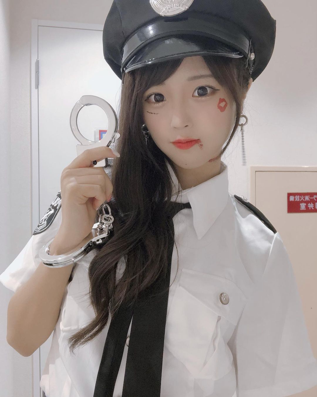  ︎︎︎︎︎·͜·