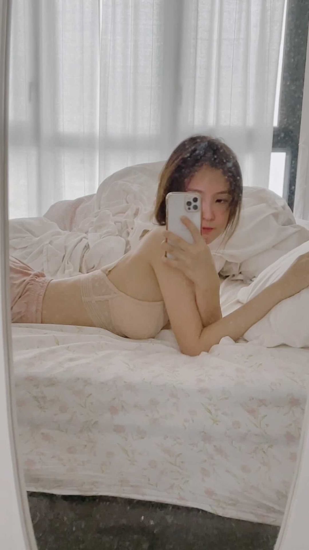  别让生活蹂躏了你眉间的温柔