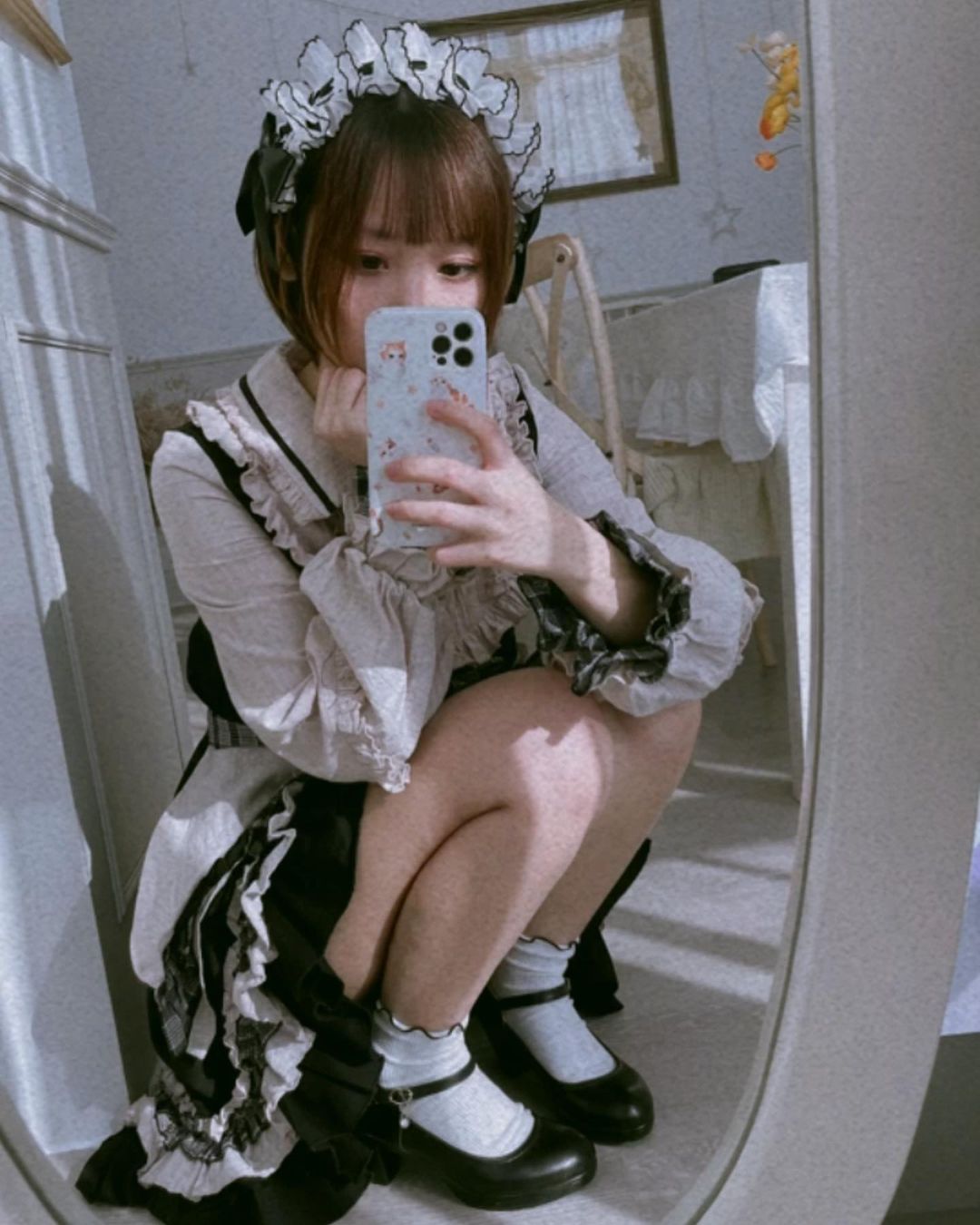  (´･_･`)