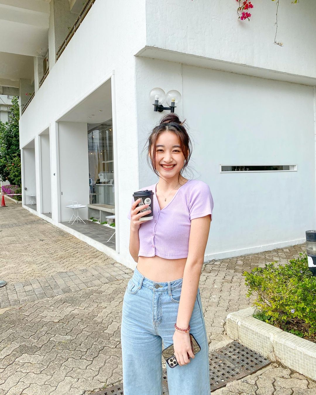  就快要跳求暖舞 已經凍到石化咗 
