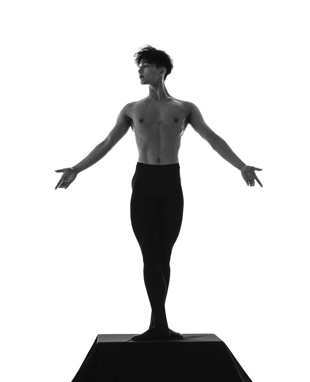  승우(2022)
.
.
.
.
#프로필 #발레프로필 #...