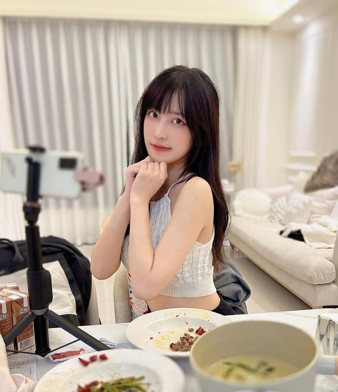  今天開台煮了綠咖喱..看了很美味對吧...