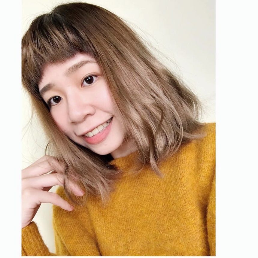  這髮色是不是很顯白呢❤️
手刷特殊�...