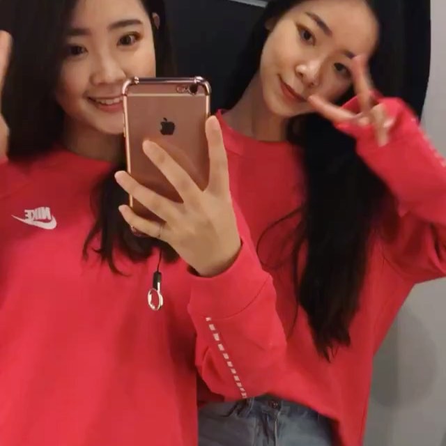  -
跟妹妹一起噴錢的大年初二
原本計�...