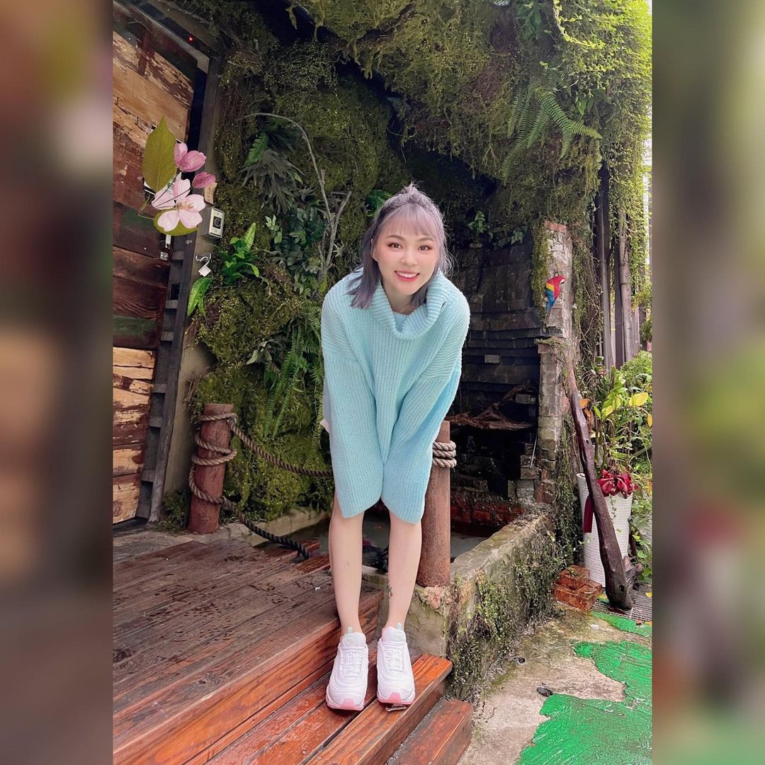  耶！我終於追完⋯✌