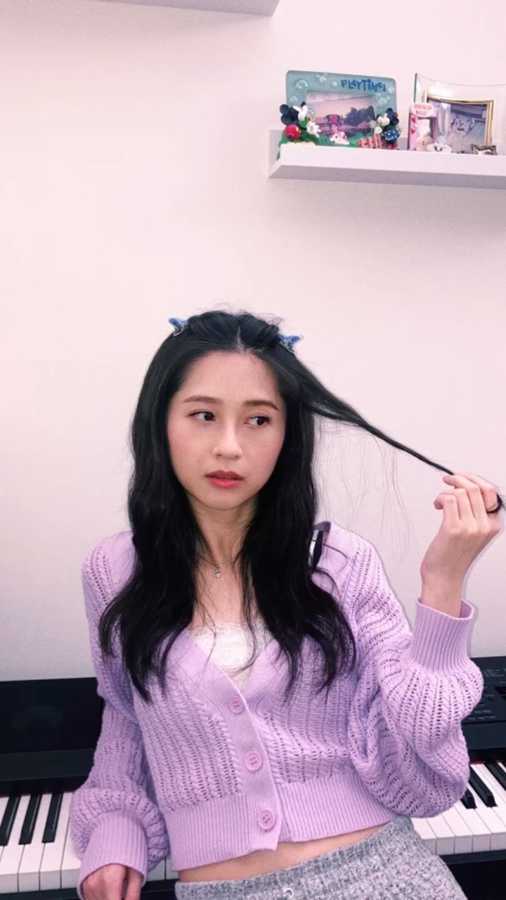  20220327
在家中生