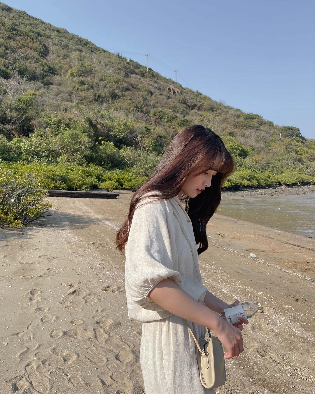  02一着上身就話：呢套好有去濟洲島玩...