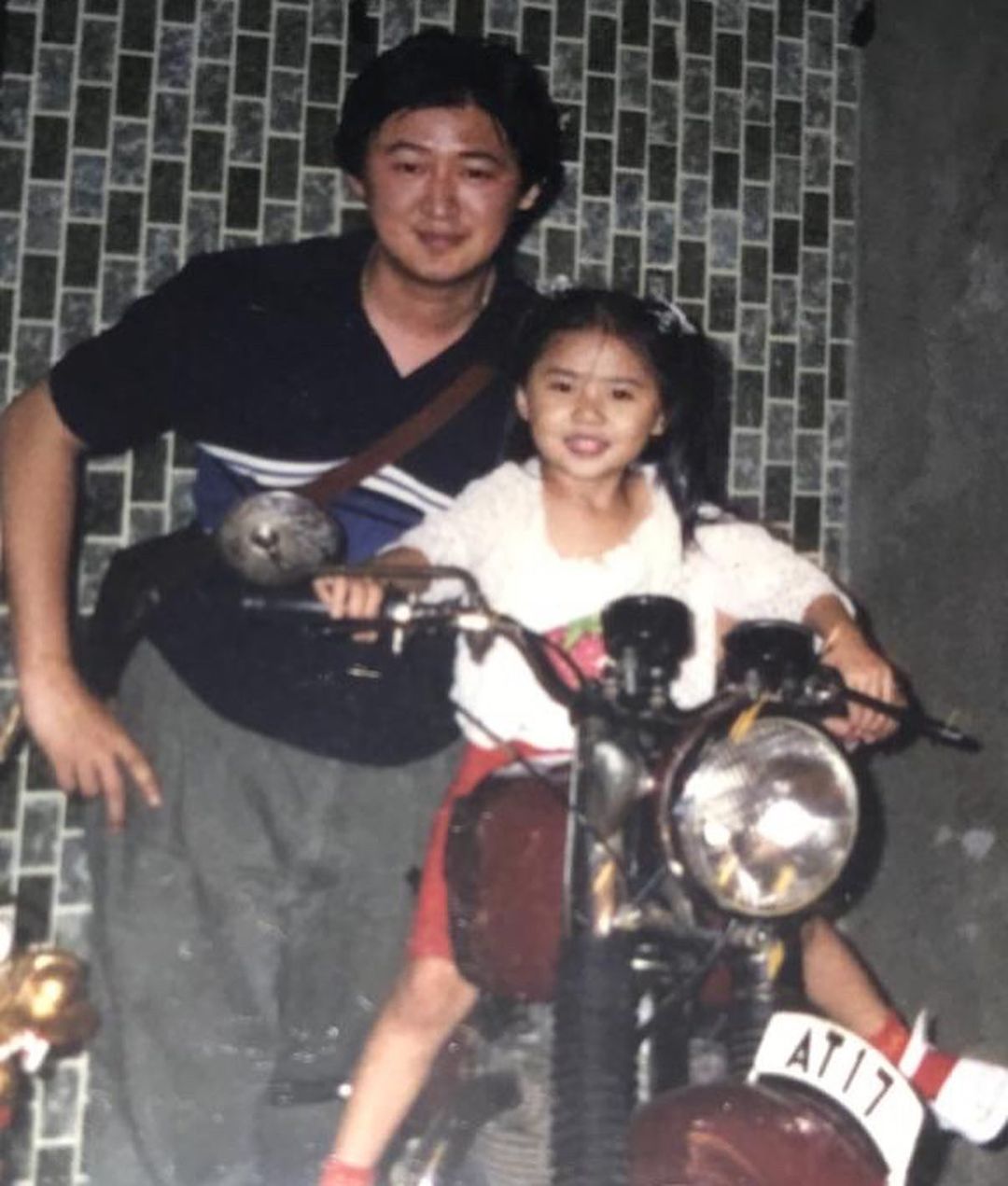  儀童節快樂❤️
Happy joey happy daddy happy...