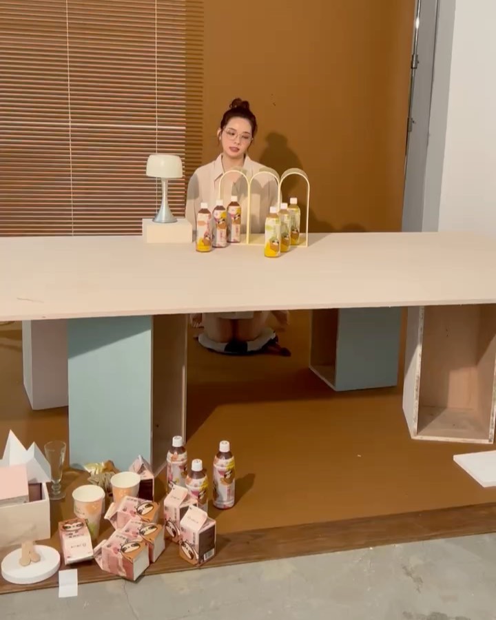  你有看過霜淇淋擠這麼爛的店員嗎…..