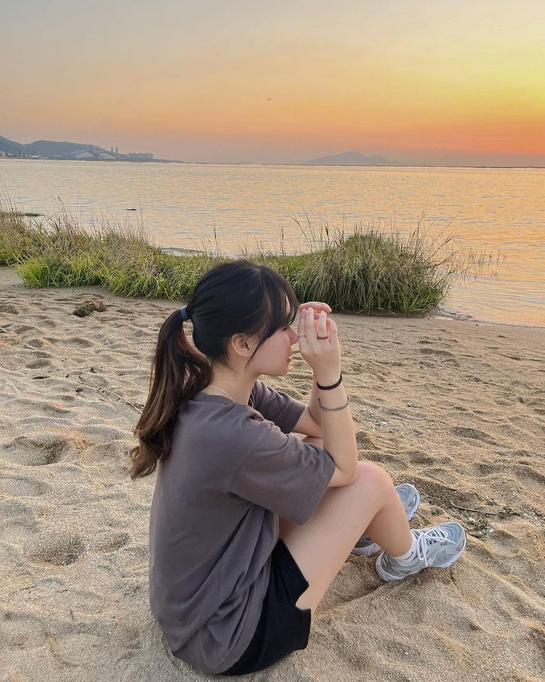  日落與海