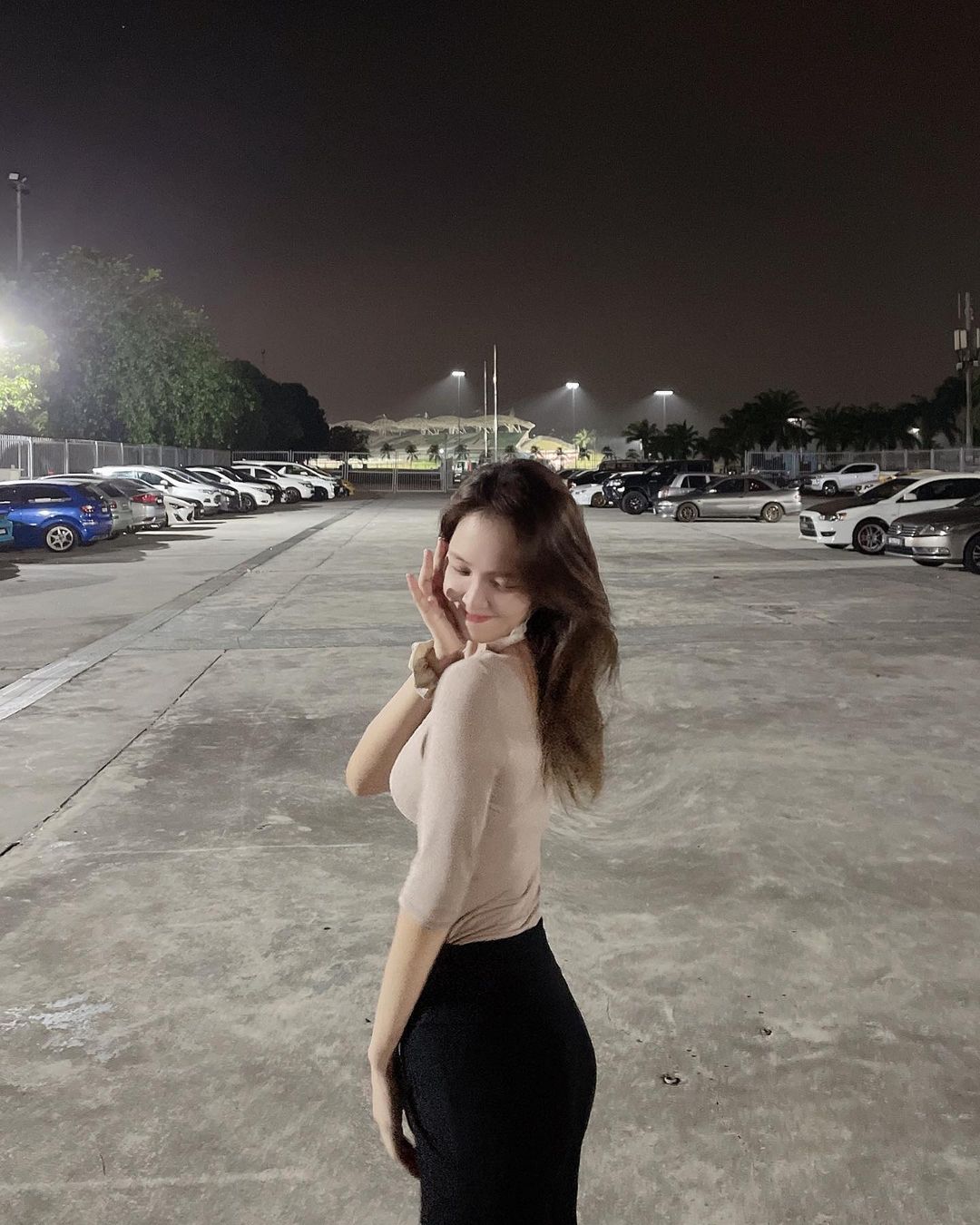  出现☝