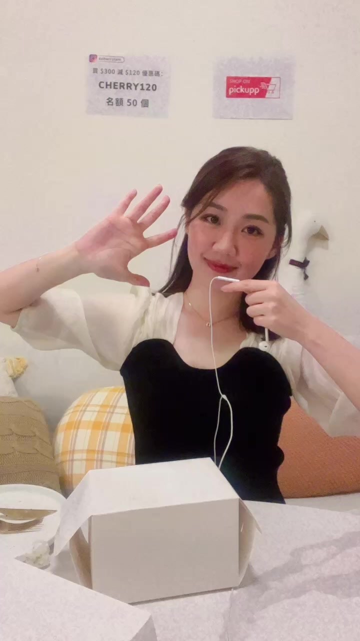  @pickupp.hk 
六間甜品試食好幸福啊