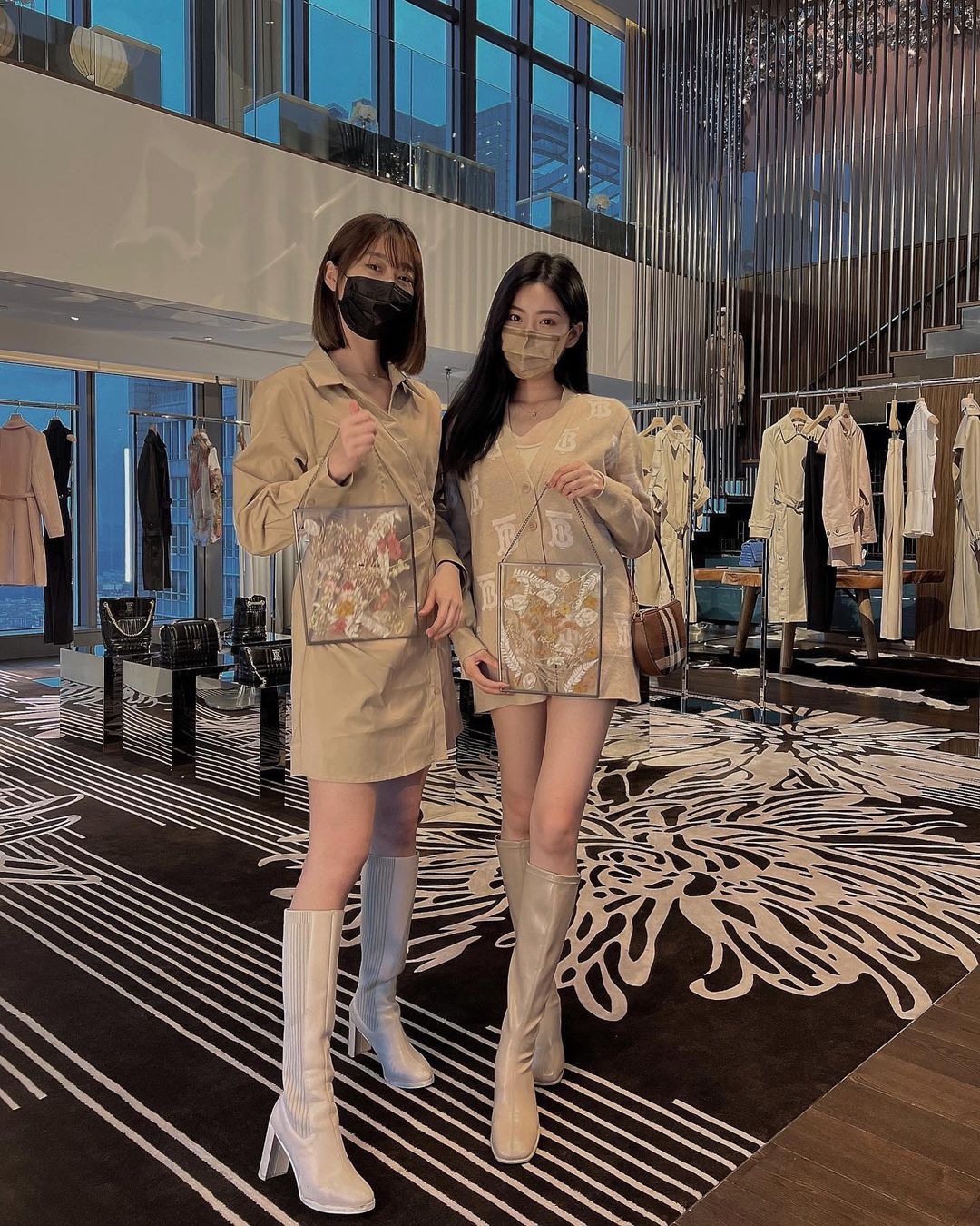  昨天去burberry的壓花活動