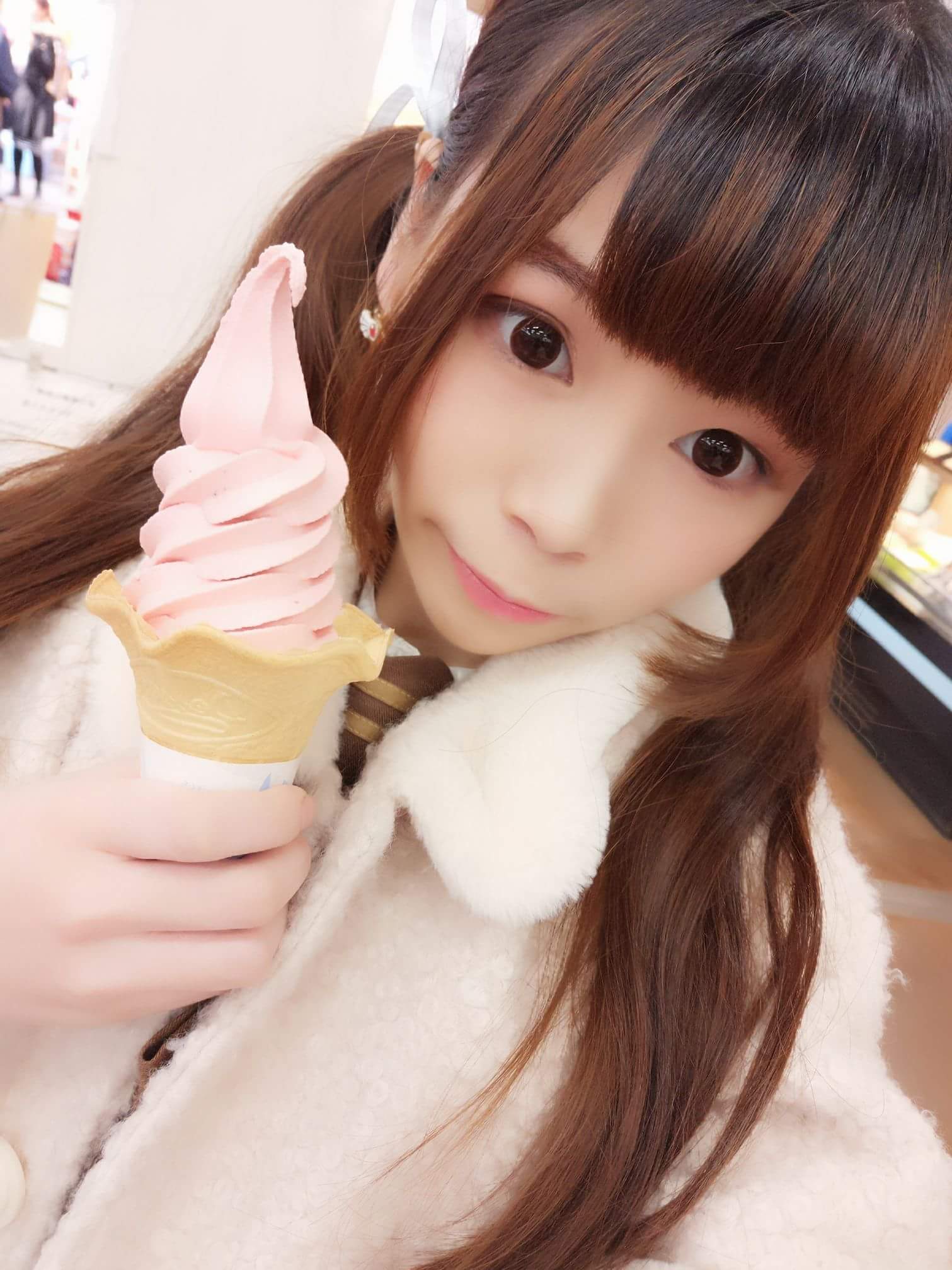  最近這幾天希希都在東京玩 過年回來�...