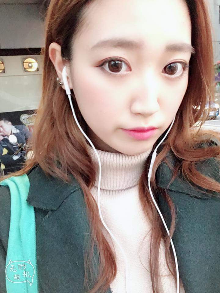  最近的臉都會發光！！
