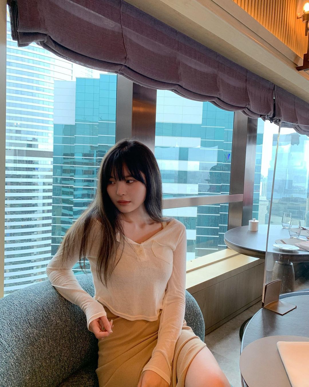  著長裙有陣老味
