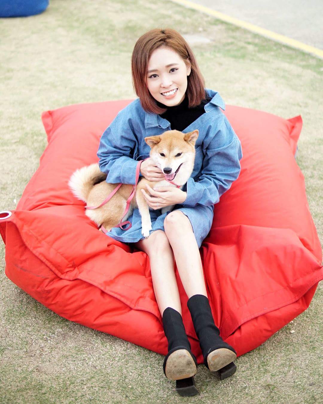  羅彩玲 Vivian Law