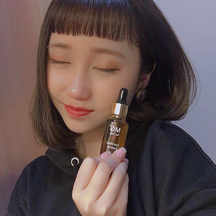  我係一個貪靚既女仔