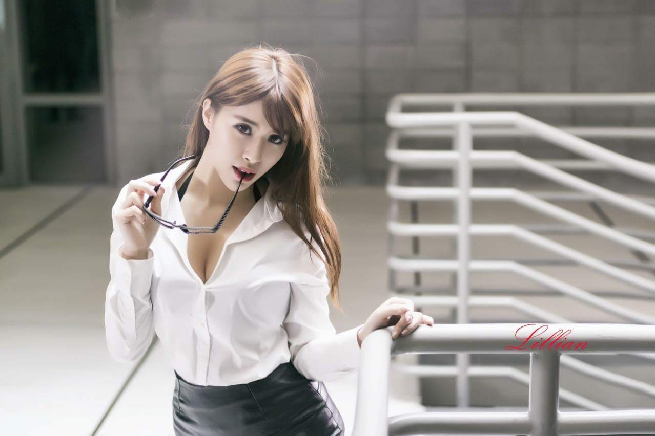  鄔育錡-Lillian深夜的制服誘惑～你睡的...