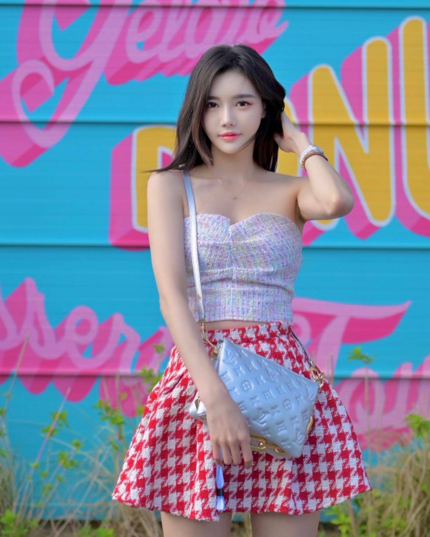  비비드바비드부한 색감의 #말똥도넛