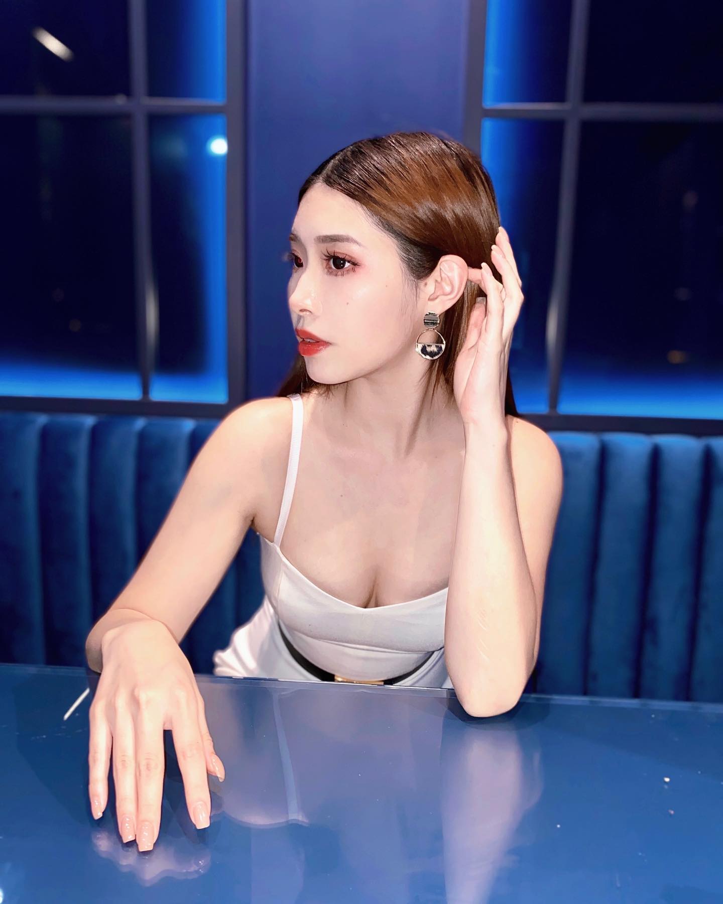  我刀槍不入 且狼心狗肺