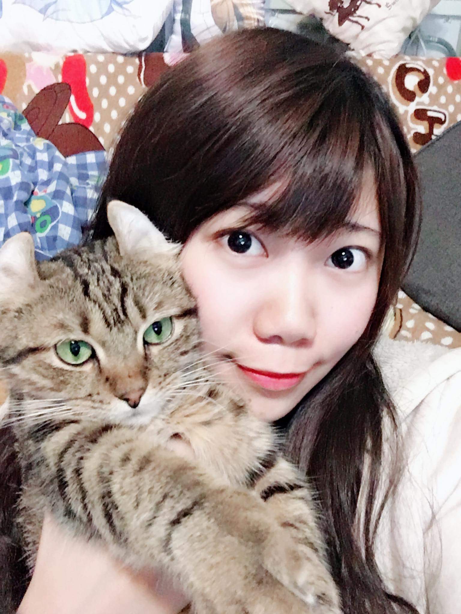  JJeris很久沒有update了！來張和卷爺的�...