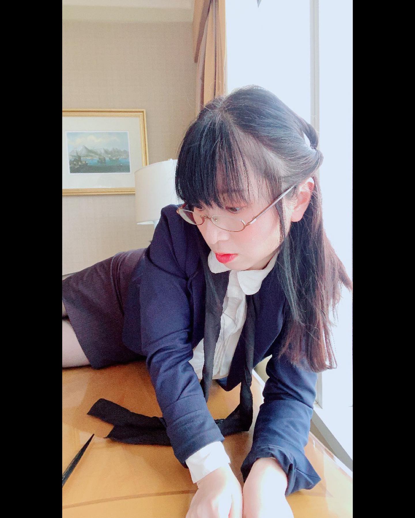  星期一，累了的晚上。

JUNE 2022 PATREON/...
