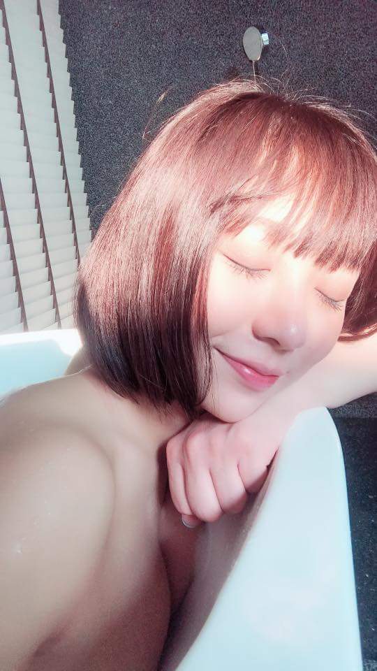  寶蔓蔓mandy