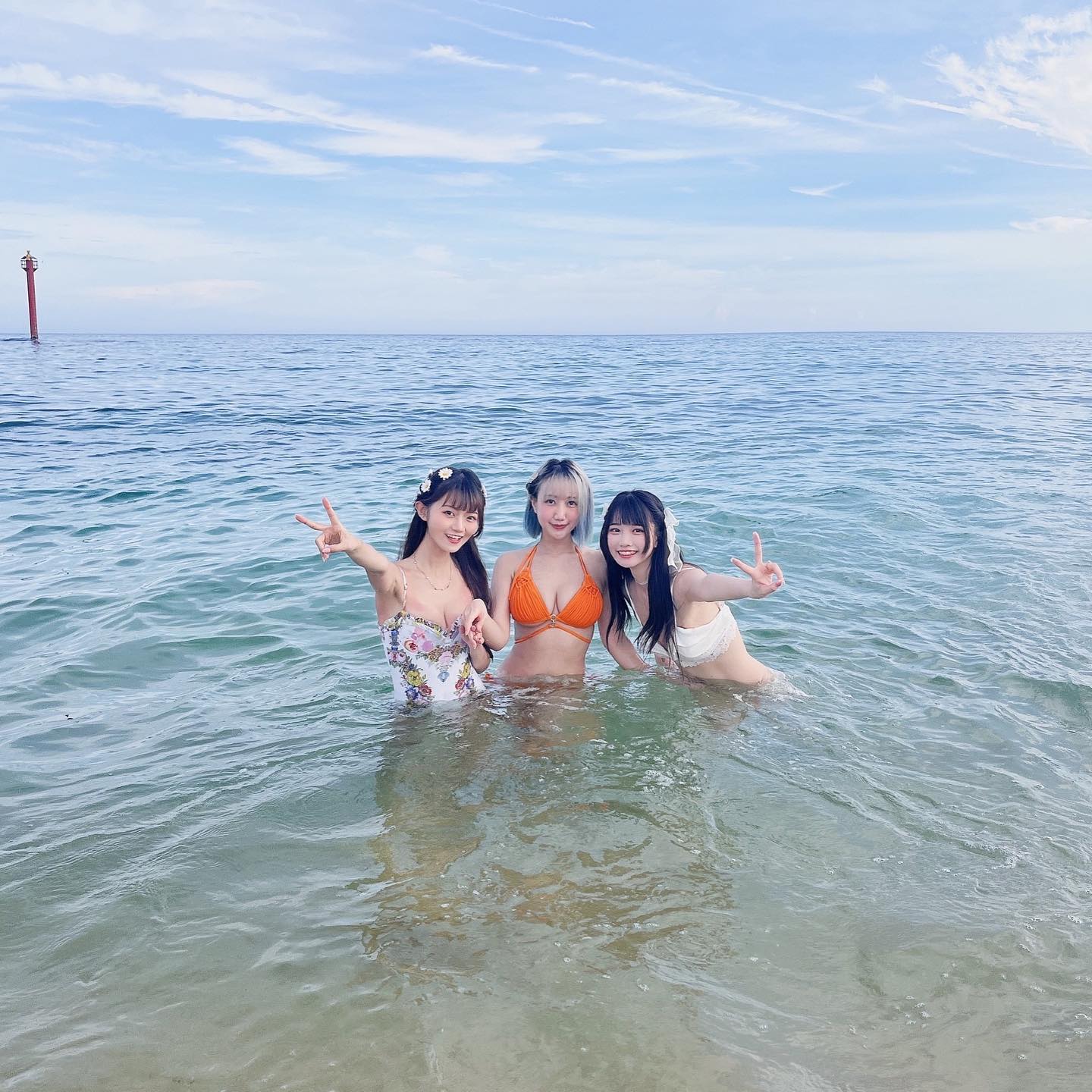  七月的LV.3會贈送10張比基尼獨照給大�...