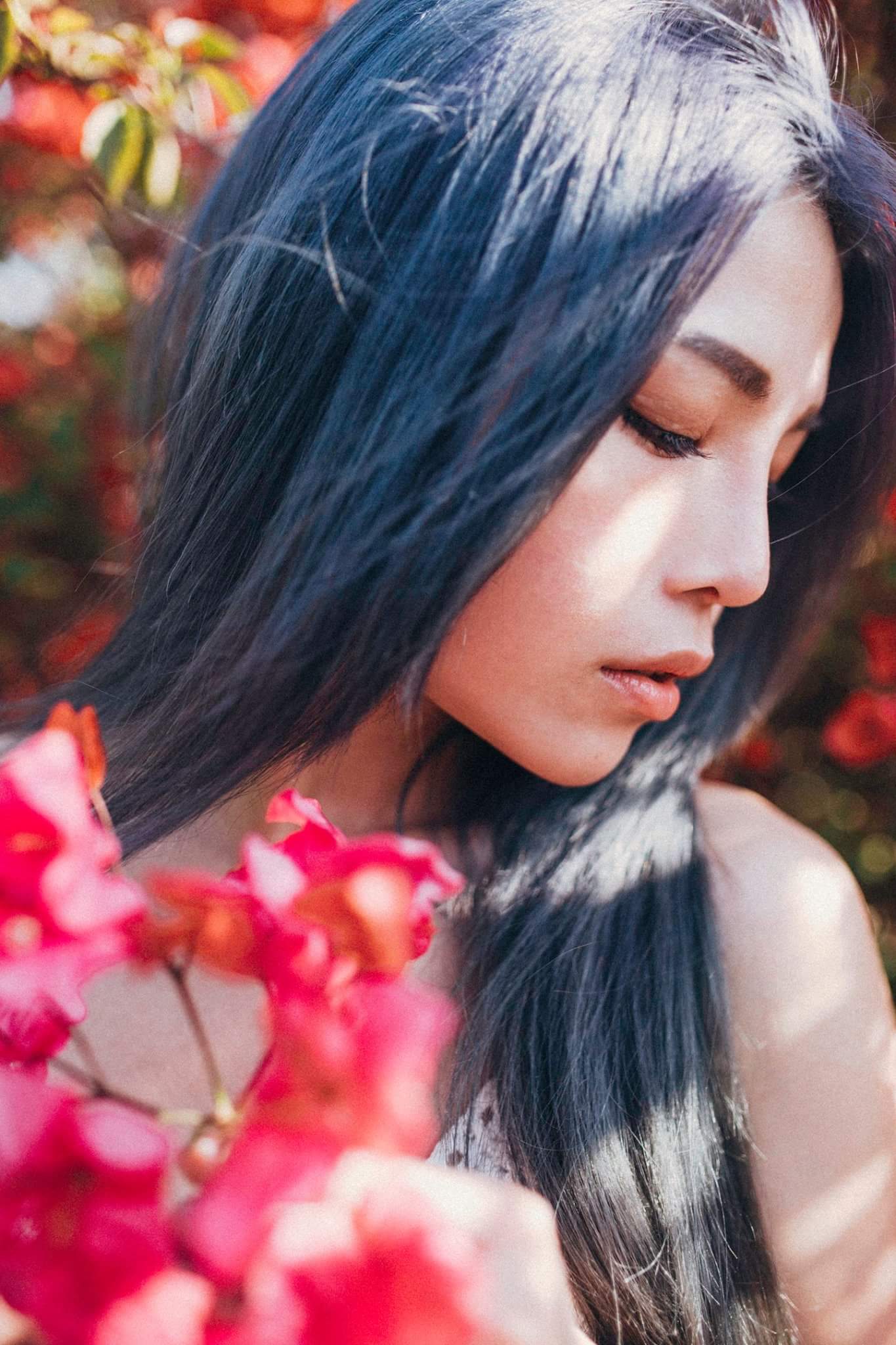  吳宥承花與光。 — 和 Peggy Liao 在一�...