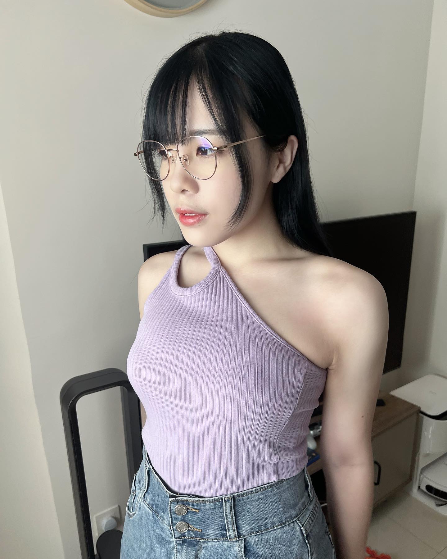  第一次戴有度數鏡片出街➰

為咗靚而...