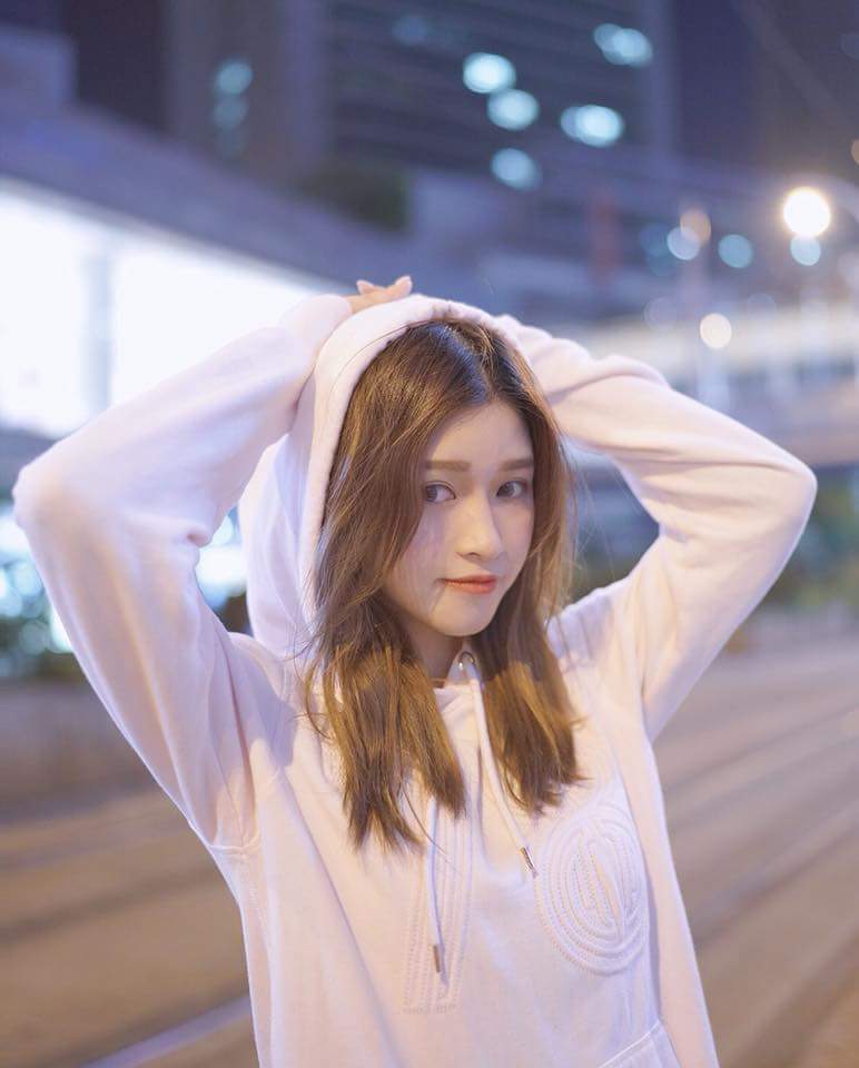  Reneebobo Li 李蔓瑩長大後會發覺 再無聊...