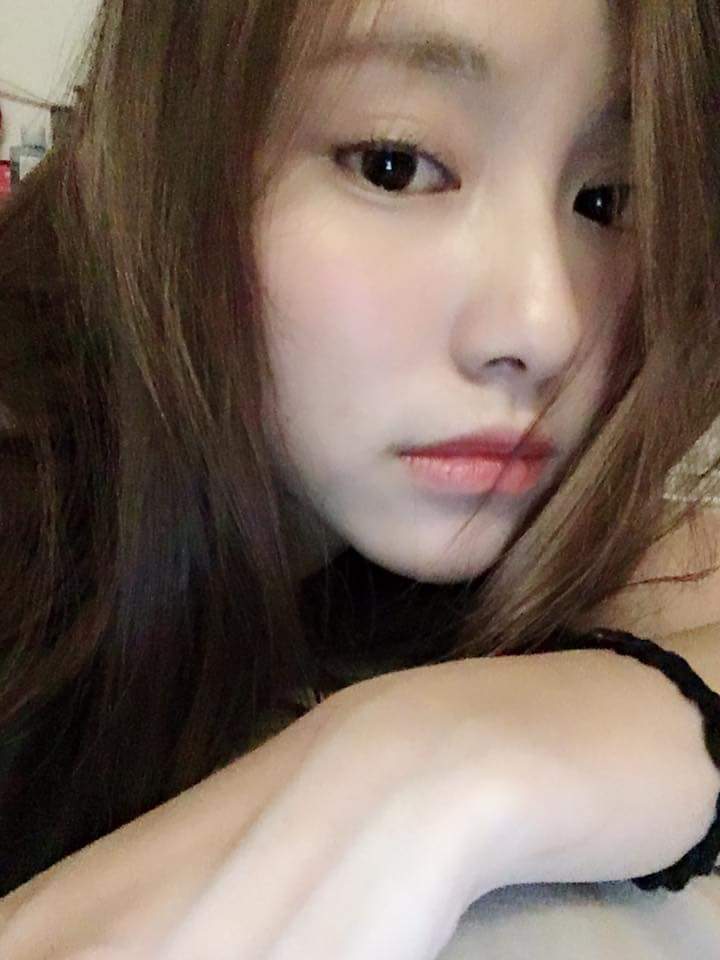  小潔_Mina