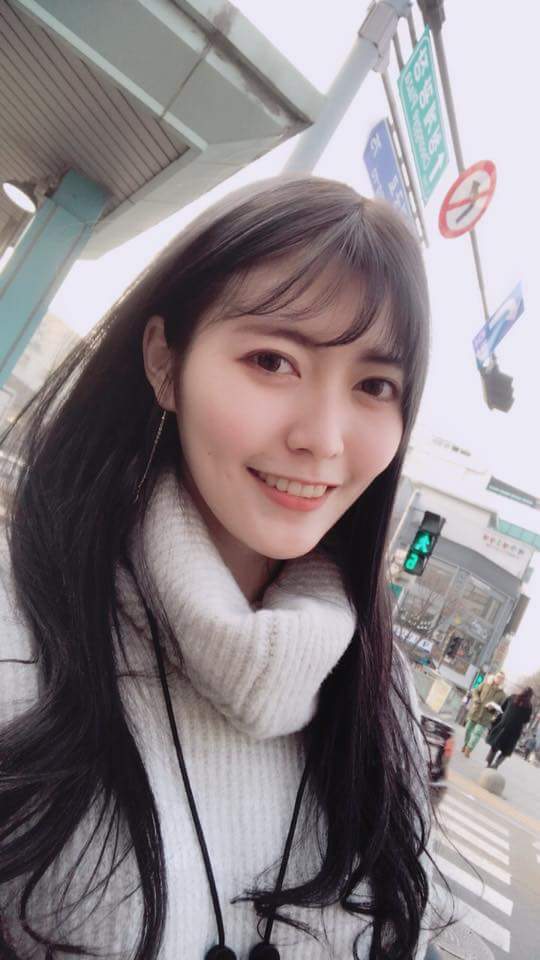  薛薛 Brindy今天冷一個直接拿在韓國時�...