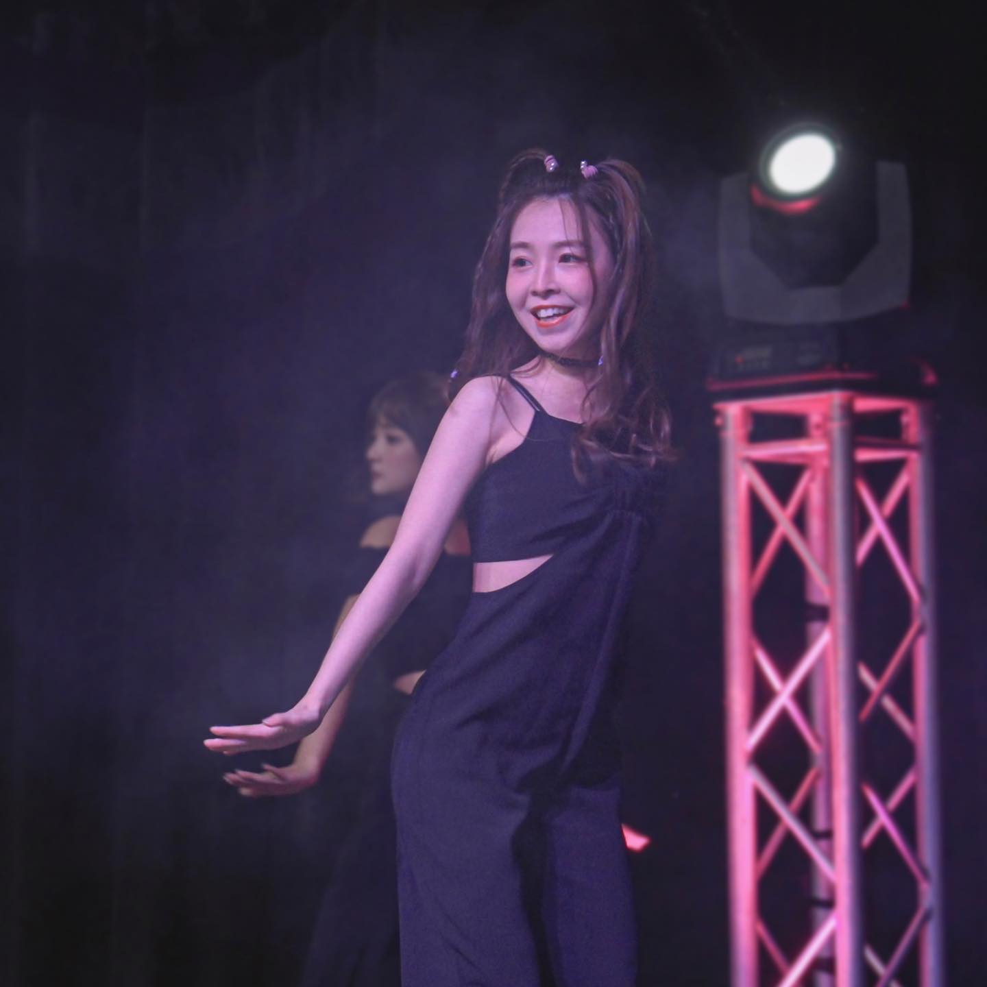  第一次有dancer呢個身份！第一次showcase...