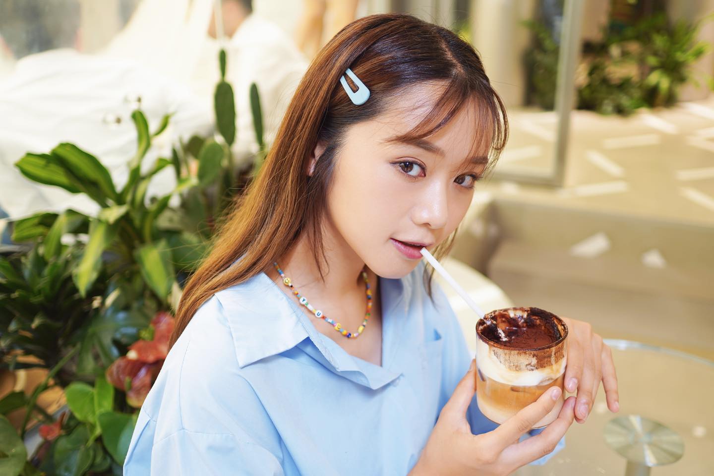  #
一件裇衫變出三個 LOOK 