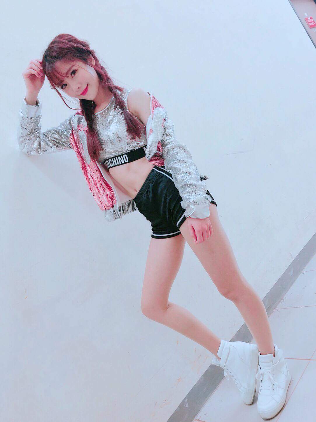  倪暄 Eli今天真的是各種生日 祝壽星們...