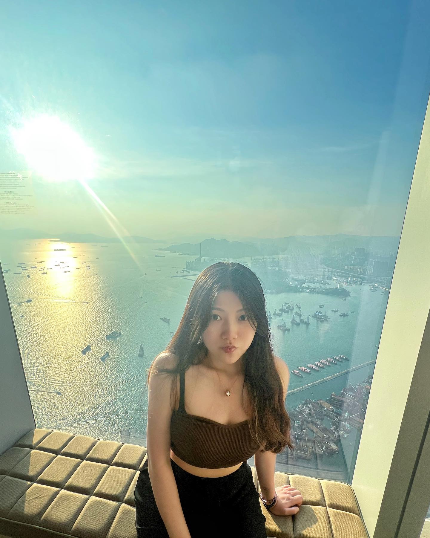  後面靚到成幅畫咁