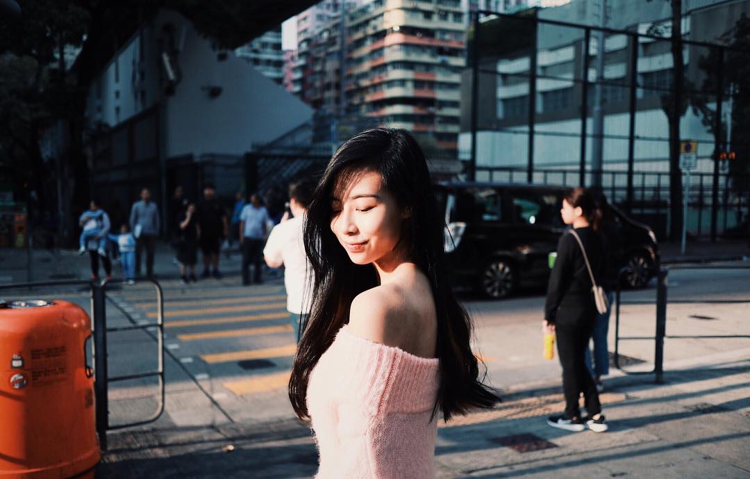  /
如果你走得比別人慢
那明天早一點�...
