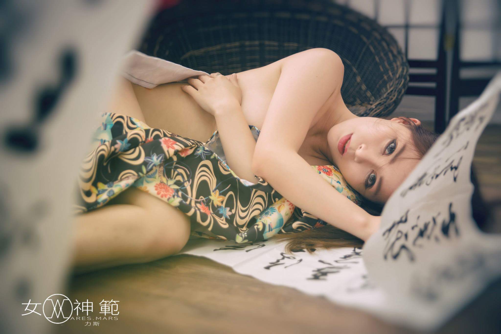  女神範生活本來就是一場惡戰，給止�...