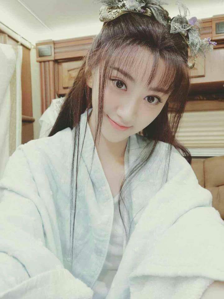  景甜该入眠了 晚安 