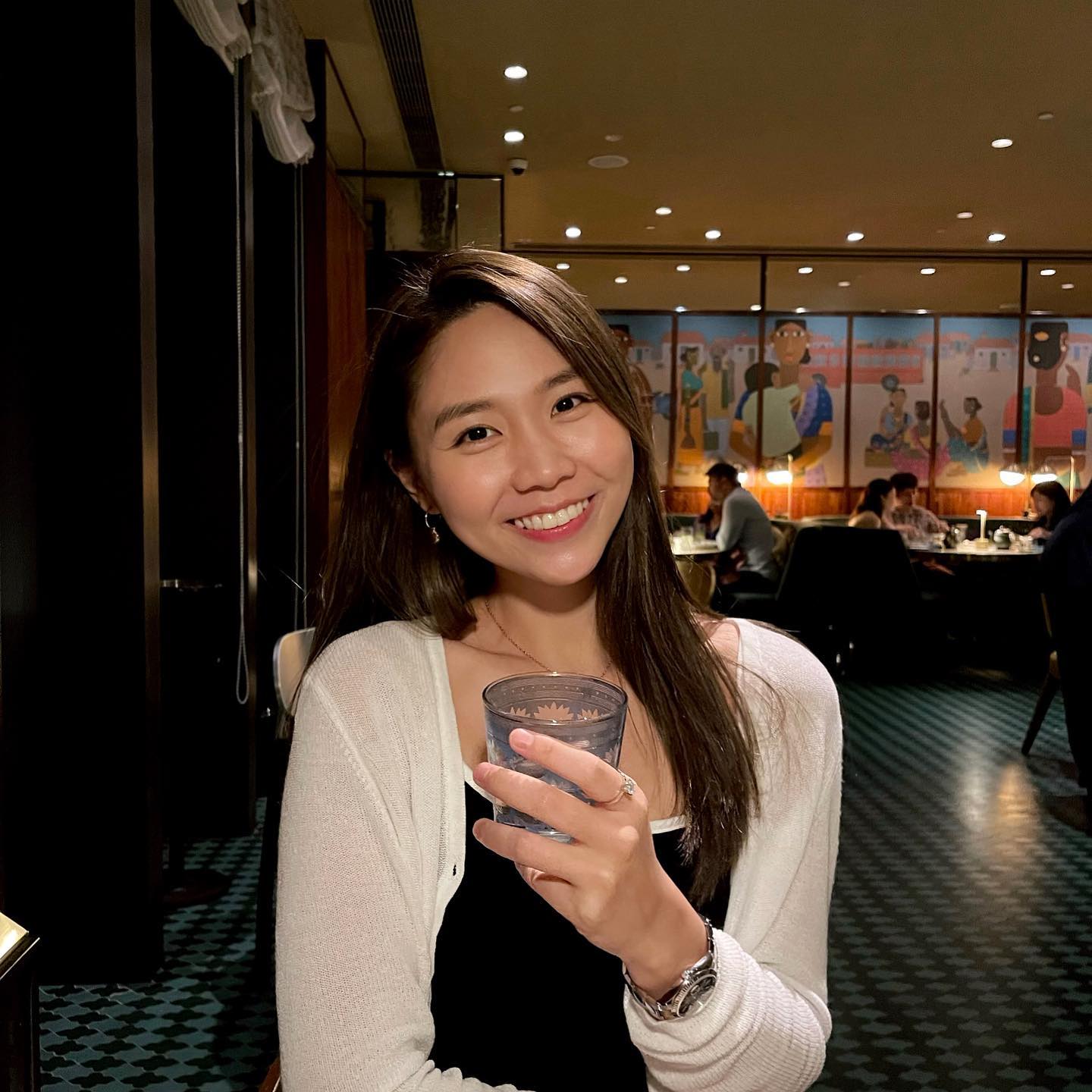  .
我唔會再食好野
要慳錢去旅行