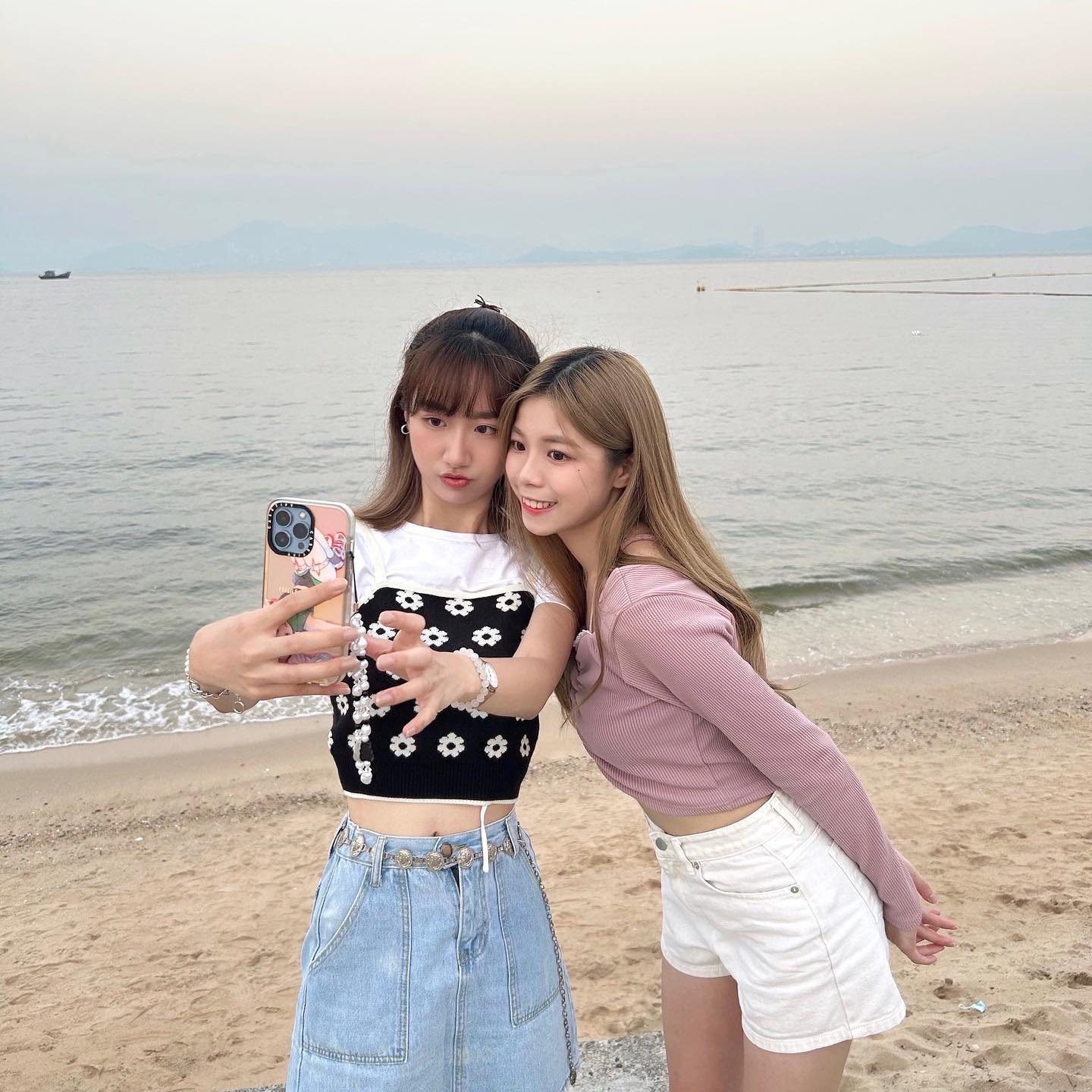  Quick snap on beach