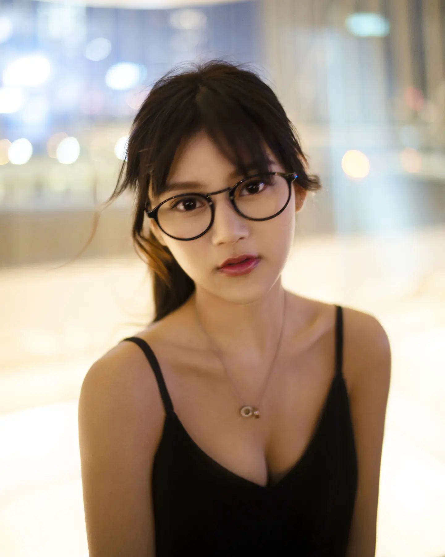 【 Night Walker 】

#nie_san_ 
#portrait 
#portr...