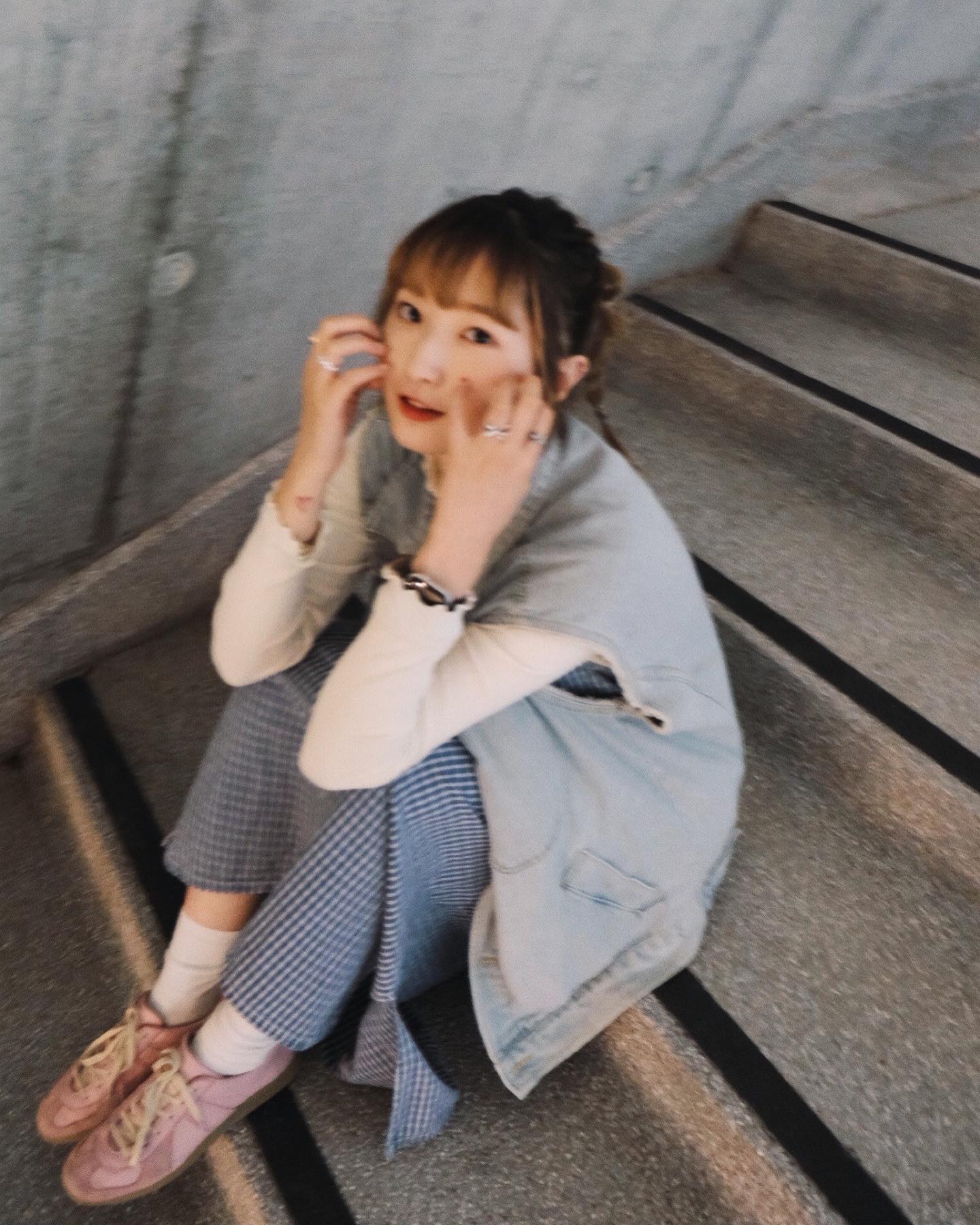  被畢業生 @miulingggg 脅持 被迫出Post( т ...