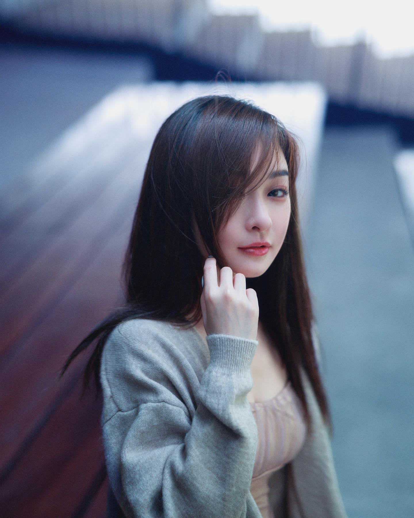  其實雨不大，是風搞得緊張