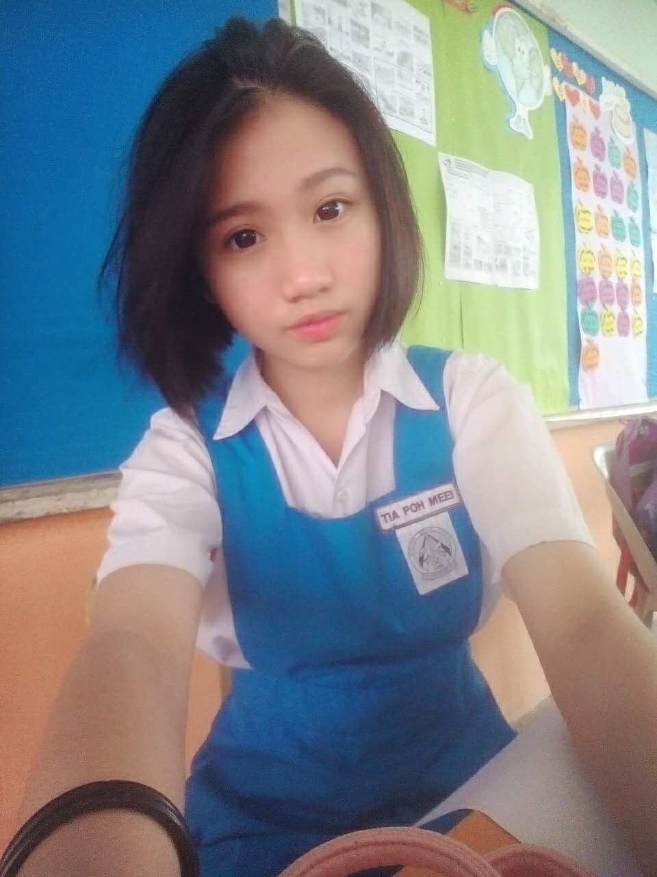  美女中学生https://www.youtube.com/watch?v=2Ny...