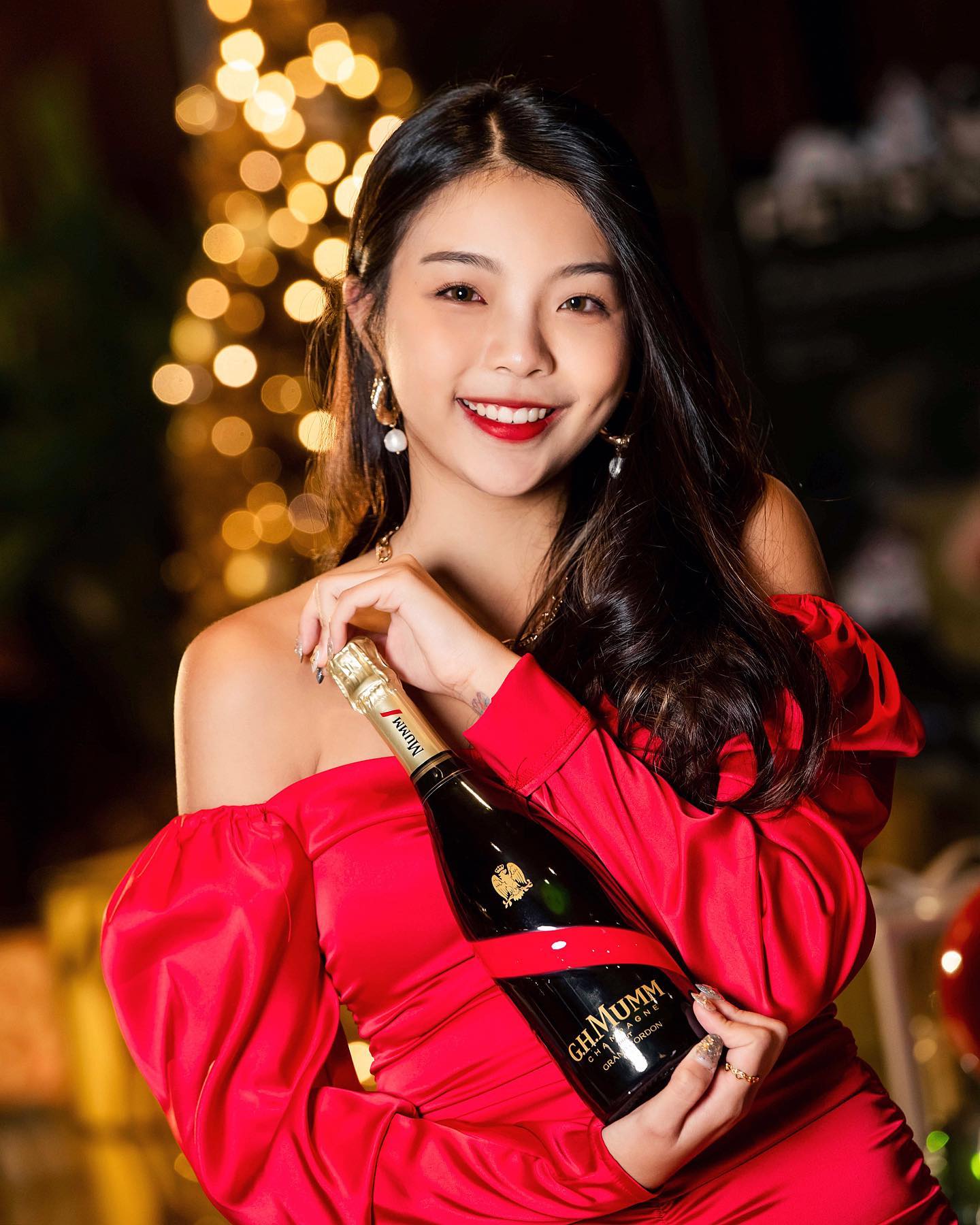  May your holidays be full of sparkling moments