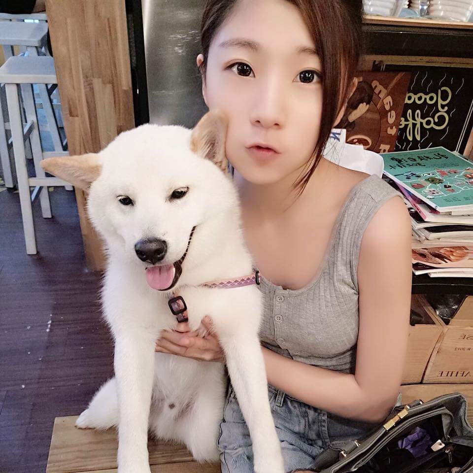  包子妹 言言兒幾乎沒有這個時間發文�...